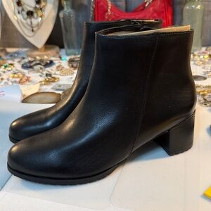 Naturalized Bay Weatherproof Leather Bootie - Black Women's Ankle Boots NIB $190